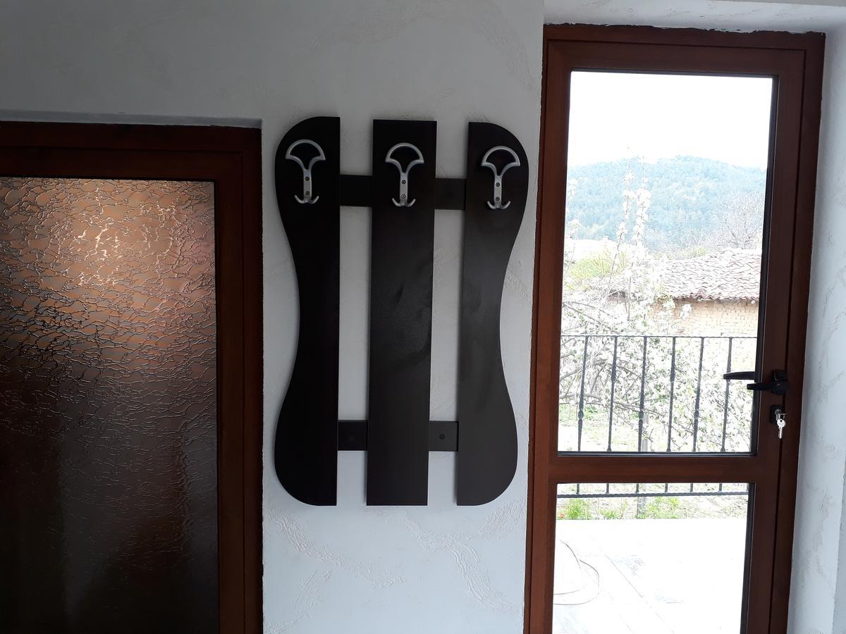 Popovi Koshari Guest House Dolno Panicherevo ภายนอก รูปภาพ