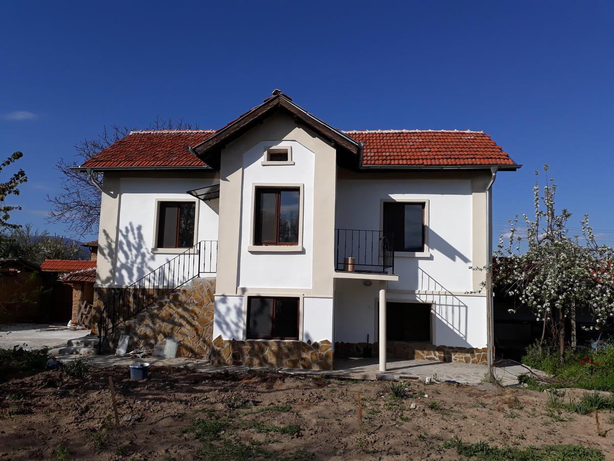 Popovi Koshari Guest House Dolno Panicherevo ภายนอก รูปภาพ